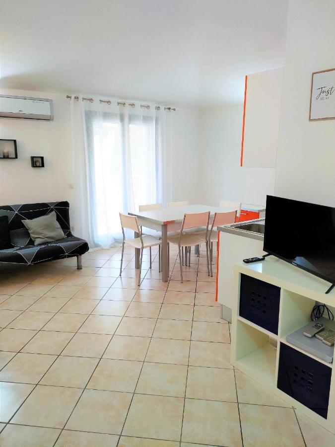 Affittimoderni Santa Maria Coghinas Apartment Exterior photo